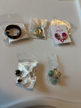 Pink Heart Charm Stud Earrings - Cute Fashion Jewelry